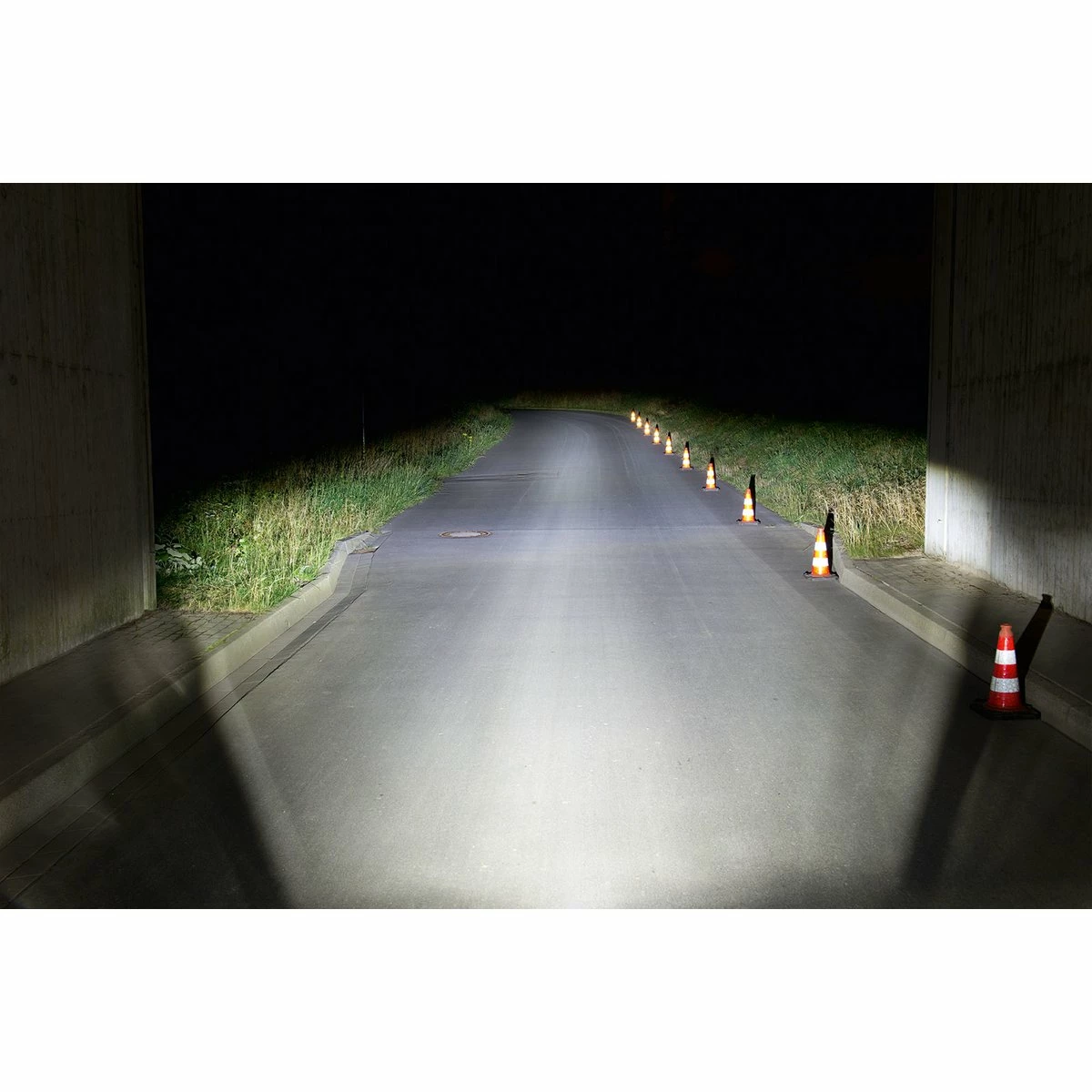 Busch-mueller Scheinwerfer Busch Und Müller IXON IQ Premium, 80 Lux - Image 4