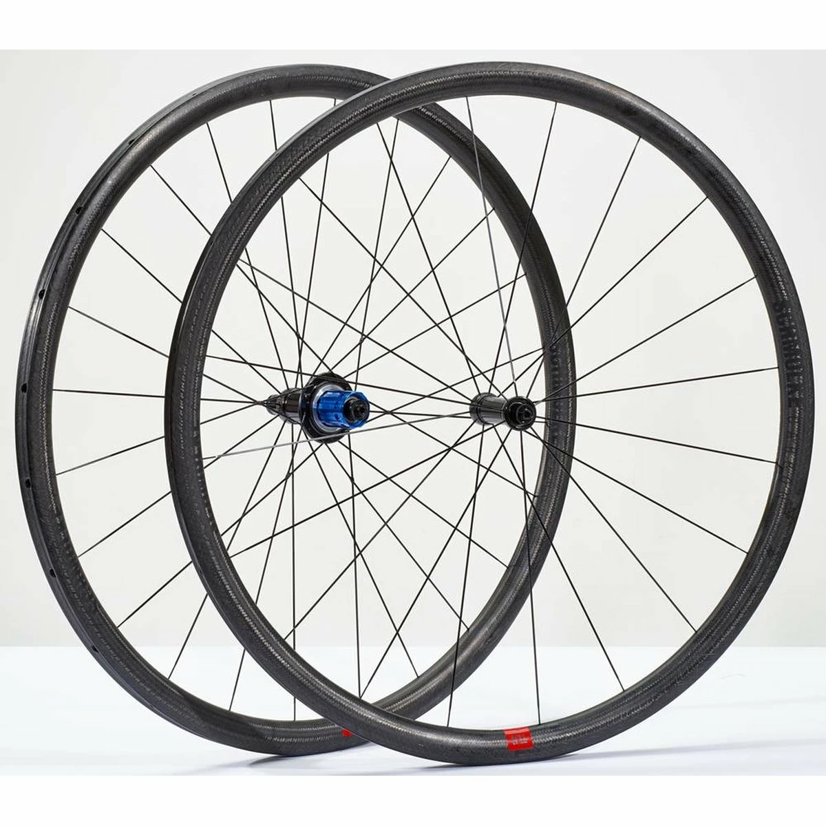 Schmolke Carbon Laufradsatz Schmolke SL 30 T, Ab Ca. 975 Gramm - Image 2