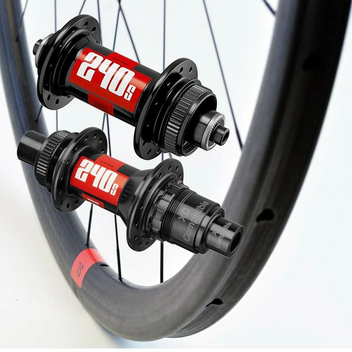 Schmolke Carbon Laufradsatz Schmolke SL 30 T Disc - DT Swiss, Ab Ca. 1.100 Gramm