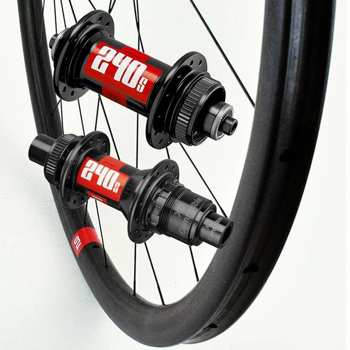 Schmolke Carbon Laufradsatz Schmolke TLO 30 T Disc - DT Swiss, Ab Ca. 1.050 Gramm